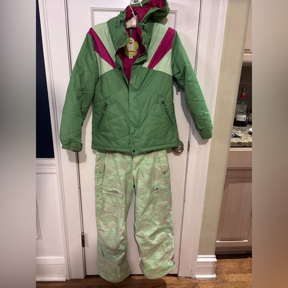 Burton Snowboard Girls Youth Large Ski Set Coat & Pants Spring Break Ready
